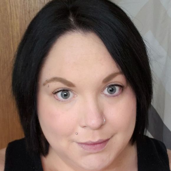 Meet your Posher, Paige - Picture 1 of 1
